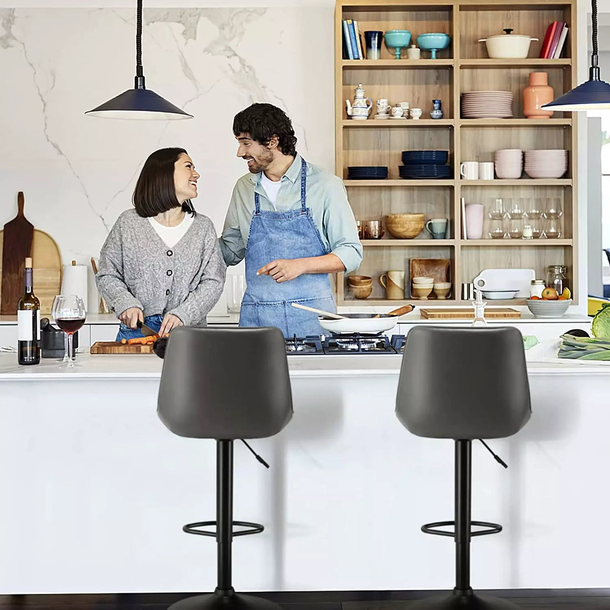 Bossin Bar Stools Set of 2 Height Adjustable Swivel Counter Height Bar Stools with Back Lozenge Black